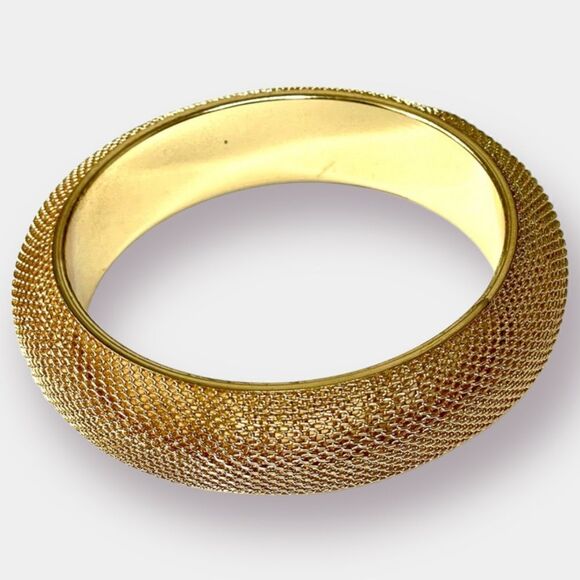 Gold Mesh Bracelet - Picture 1 of 5